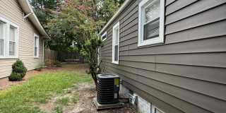 Bungalow in Charlotte with 2 bedrooms, 2 baths Gallery 20