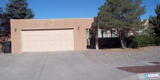 2101 White Cloud NE 2101 White Cloud NE Gallery 1