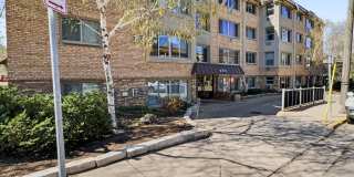 2727 W 43rd St Apt 408 Gallery 1