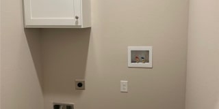 403 Otoe Street Gallery 14