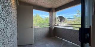 5072 S Rainbow Boulevard Gallery 9