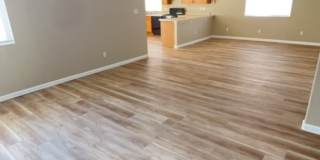 Beautiful 4 Bedroom 2.5 Bath home in the Vista Del Norte Subdivision Gallery 10