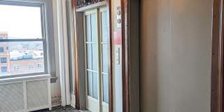 Landmark Gallery 19