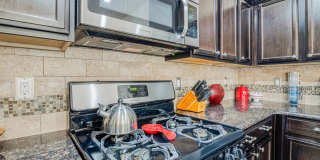 Westside area for Short or Long Term Rental (Completely Furnished) Beautiful 3 bed/2.5 baths plus Office space Gallery 31
