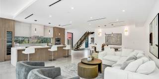 1825 NE 26th Ave Gallery 36
