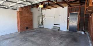 Beautiful One Level, 3 Bedroom, 3 Bathroom Tarzana Pool Home for Lease! Gallery 41