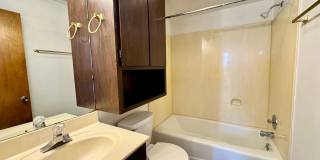 Move-In Ready Townhome with Thoughtful Multi-Level Design And NEW Flooring! Gallery 27