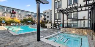 Bay House Emeryville Gallery 23