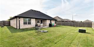 Stylish 3-Bedroom, 2-Bathroom Home for Rent! Gallery 25