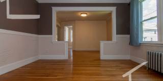 Great 3 Bed (1st Fl Duplex) Close to Green Line and Bus Stop Gallery 7