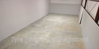 3945 Lee Street Gallery 6
