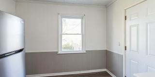 Charming 4BR House in Toledo Gallery 9