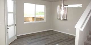 Brand New Berthoud Property facing the Mountains Gallery 8