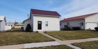 Freshly remodeled 2 bed / 1 bath home with yard and garage in West Salem! Gallery 1