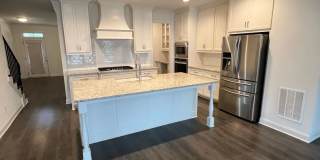 READY!!! 3 bedroom Townhome at South Lawn - Downtown Lawrenceville READY!!! 3 bedroom Townhome at South Lawn - Downtown Lawrenceville Gallery 8