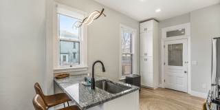 832 26th Street Gallery 27