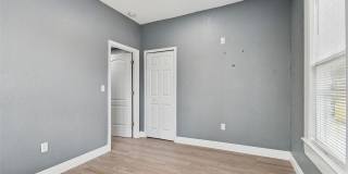 6810 N NAVIN AVENUE Gallery 61