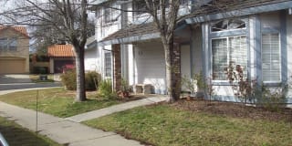 201 Sapphire Ct Gallery 1