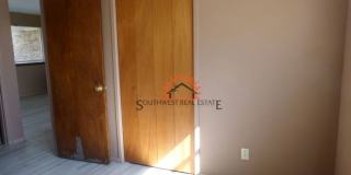 2709 Lore Street Gallery 27