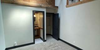 1/2 off 1 month-Charming Industrial 4 Bedroom/4 Bathroom Apartment in Pigtown, MD! Gallery 26
