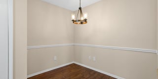 Gorgeous 2 bedroom home- Move-In Ready Condo in Parkview. Minutes to Downtown Greenville & the New Harris Teeter Shopping Hub! Gallery 7