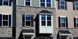 149 GLORY MAPLE Lane Gallery 1