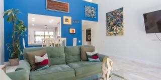 101 WOODLAND Place Gallery 10