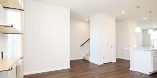 Pleasant Green Townhome Near Downtown Crozet Gallery 6