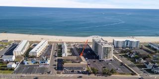 455 Ocean Boulevard Gallery 2