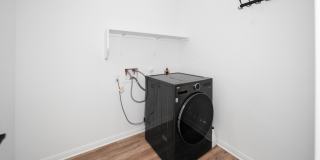 3437 Jaulan Street Gallery 21