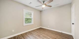 600 Frasier Street SouthEast Gallery 11