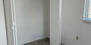 3 Bed 2 1/4 Bath Townhome Gallery 19