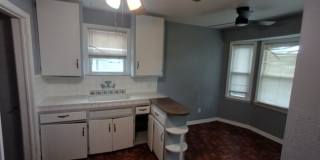 3 bedroom 1 Bath Bungalow - Now Available! 3 bedroom 1 Bath Bungalow - Now Available! Gallery 12