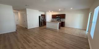 PRIVATE LANDLORD -LIKE NEW RENTAL HOME Gallery 4