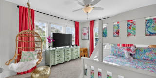 235 10TH AVENUE NE Gallery 20