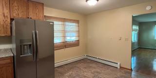 Beautiful 3 Bedroom Home in Normal! Gallery 5