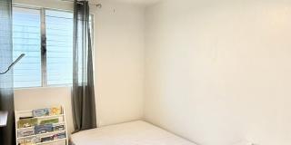 PARTIALLY FURNISHED 3br/2.5ba/2pkg Townhouse w/ENCL yard! Gallery 16