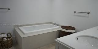 210 Sea View Dr Gallery 19