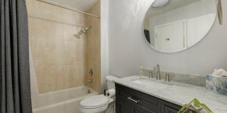 Steps to the Runs, Mountain Views, Spacious Ski Run 1 Bedroom Condo Gallery 13