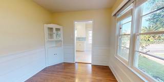 Newly Renovated! 2 bedroom 1 Bath Altadena home with dining room, back porch room and beautiful yard! Gallery 5