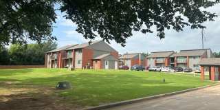Country Grove Apartments Gallery 1