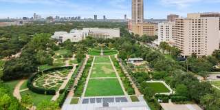 1010 Waugh Apartments Gallery 43