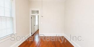 2508-10 Freret St. Gallery 6