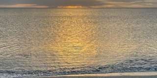 100 THE ESPLANADE N Gallery 26