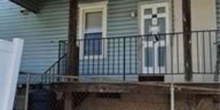 812 Walton Street Gallery 1