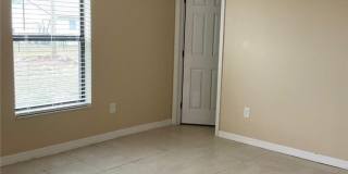 3408 SW 7th Place Gallery 4