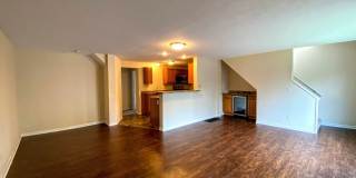 ***AVAILABLE AUGUST 2026*** 5 Bed 2 Bath House Downtown Gallery 5