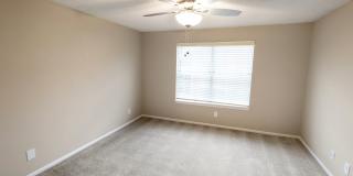 Avery Glen Luxury Apartments Gallery 11