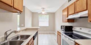First-floor 1-bedroom, 1-bath condo - North Naples Gallery 1