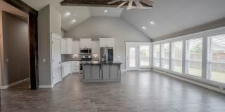 Prime Location! New build, 4 bed/ 2 bath! Gallery 10